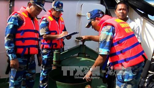 Tăng cường phối hợp quản lý tài nguyên và môi trường biển đảo 